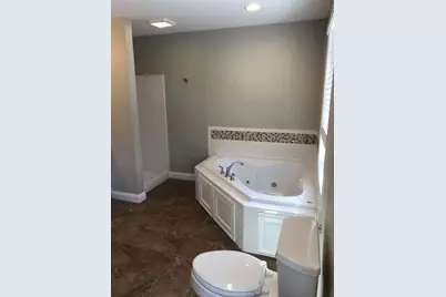 22 Valley Forge Circle Main #22, West Boylston, MA 01583 - Photo 17