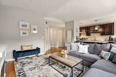 9-15 Battery St #7, Boston, MA 02109 - Photo 3