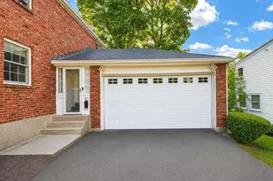 61 Woodlawn Dr, Newton, MA 02467 - Photo 23
