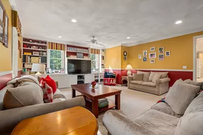 31 Butterworth Dr, Attleboro, MA 02703 - Photo 13