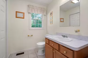 31 Butterworth Dr, Attleboro, MA 02703 - Photo 17