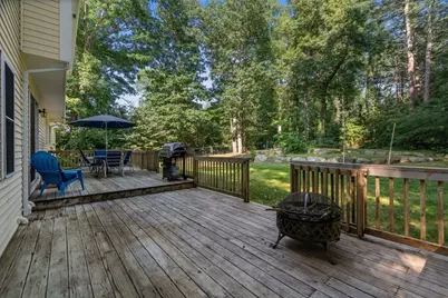 31 Butterworth Dr, Attleboro, MA 02703 - Photo 15