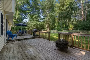 31 Butterworth Dr, Attleboro, MA 02703 - Photo 15