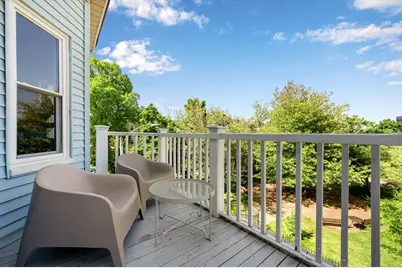 4 Linden Ct #3, Brookline, MA 02445 - Photo 3