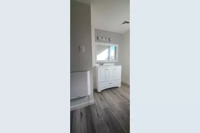 9 Pine St #3, Dudley, MA 01571 - Photo 5