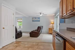 165 Rollstone St, Fitchburg, MA 01420 - Photo 7