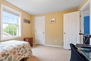 165 Rollstone St, Fitchburg, MA 01420 - Photo 17