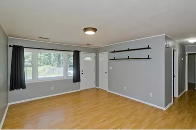101 Old Farm Road, Springfield, MA 01119 - Photo 3
