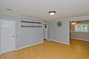 101 Old Farm Rd, Springfield, MA 01119 - Photo 5