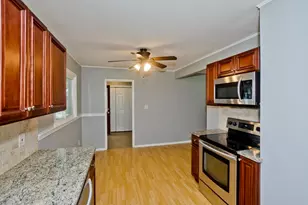 101 Old Farm Rd, Springfield, MA 01119 - Photo 9