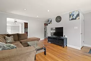 189 South St, Randolph, MA 02368 - Photo 5