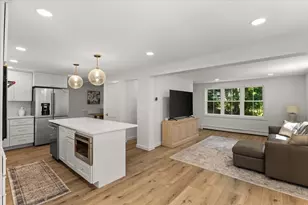 17 Farm St, Medway, MA 02053 - Photo 11
