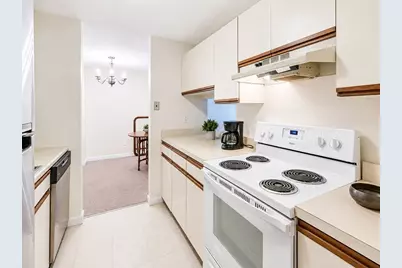 1600 Massachusetts Ave #602, Cambridge, MA 02138 - Photo 5