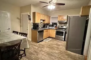 74 Weston St, Brockton, MA 02301 - Photo 5