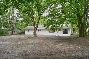 61 Gregory Rd, Framingham, MA 01701 - Photo 29
