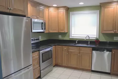 21 Whitcomb Dr, Lancaster, MA 01523 - Photo 3