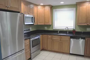 21 Whitcomb Dr, Lancaster, MA 01523 - Photo 3