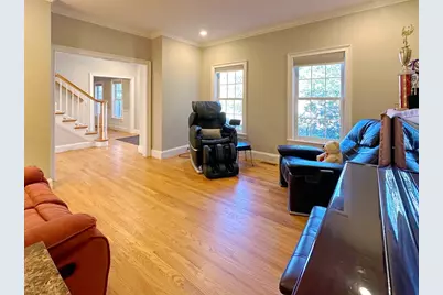 11 Oakland St, Lexington, MA 02420 - Photo 5