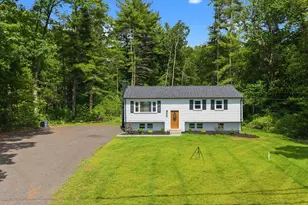 159 Walnut St, Halifax, MA 02338 - Photo 1