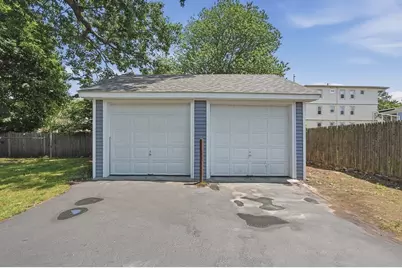 190 Manomet St, Brockton, MA 02301 - Photo 11