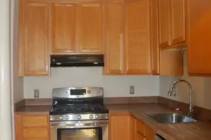 36 Highland St, Boston, MA 02119 - Photo 9