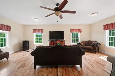 54 College Hwy, Southwick, MA 01077 - Photo 17