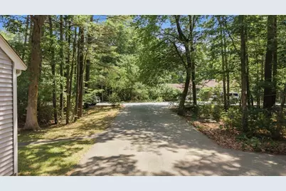 10 Woodhaven Street, Carver, MA 02330 - Photo 27