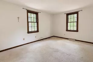 10 Woodhaven St, Carver, MA 02330 - Photo 21