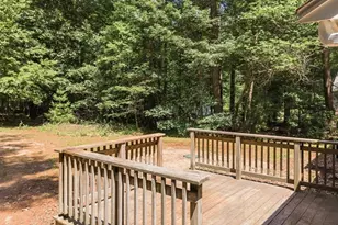 10 Woodhaven St, Carver, MA 02330 - Photo 5