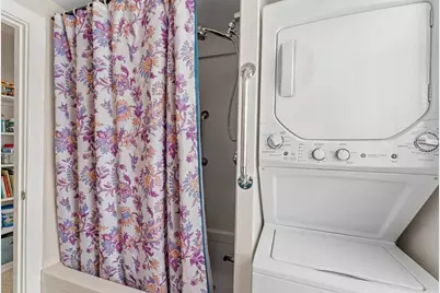 659 Washington St, Whitman, MA 02382 - Photo 25