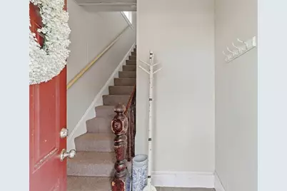 659 Washington St, Whitman, MA 02382 - Photo 17