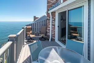 22 Oceanside Dr, Hull, MA 02045 - Photo 11