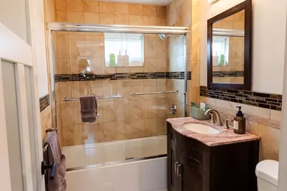 127-129 Bailey Rd #2, Somerville, MA 02145 - Photo 11