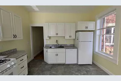 20 Linden St #NA, Holyoke, MA 01040 - Photo 9