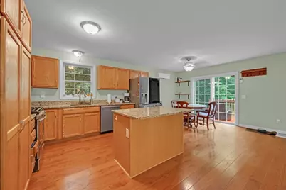 130 Grove St, Millville, MA 01529 - Photo 5