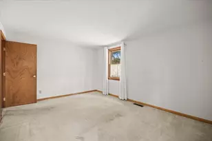 50 Pecksuot Rd, Weymouth, MA 02191 - Photo 21