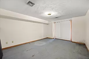 50 Pecksuot Rd, Weymouth, MA 02191 - Photo 27