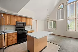 50 Pecksuot Rd, Weymouth, MA 02191 - Photo 11