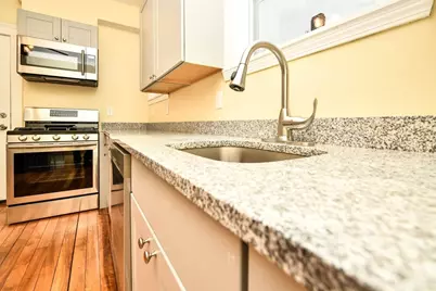 15 Vesta Rd, Boston, MA 02124 - Photo 3
