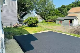 159 Ludlam St, Lowell, MA 01850 - Photo 23