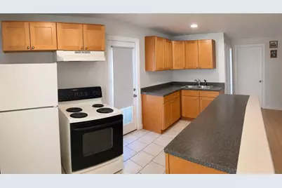40 Ames St, Springfield, MA 01104 - Photo 3