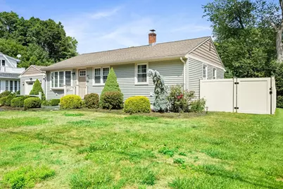 497 Dwight Road, Springfield, MA 01108 - Photo 3