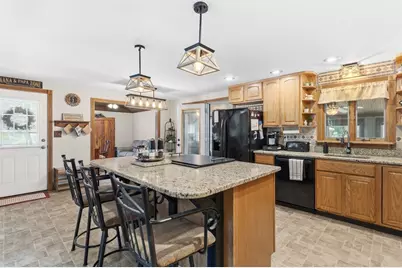 215 Donohue Rd, Dracut, MA 01826 - Photo 13