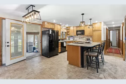 215 Donohue Rd, Dracut, MA 01826 - Photo 17