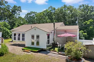 215 Donohue Rd, Dracut, MA 01826 - Photo 3
