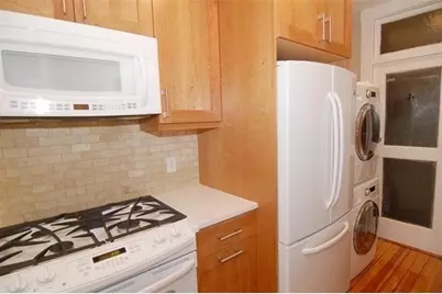 3 Newport Rd. #4, Cambridge, MA 02140 - Photo 3
