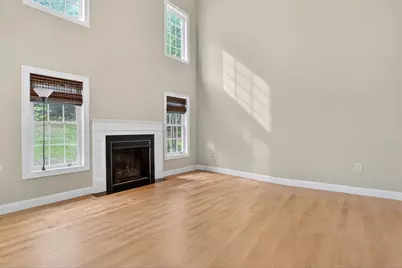 32 Bissonnette Cir, Southampton, MA 01073 - Photo 11
