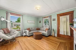 10 Elizabeth St, Taunton, MA 02780 - Photo 9