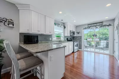 6 Mascuppic Path #6, Dracut, MA 01826 - Photo 5