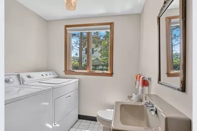81 Child St, Boston, MA 02136 - Photo 9